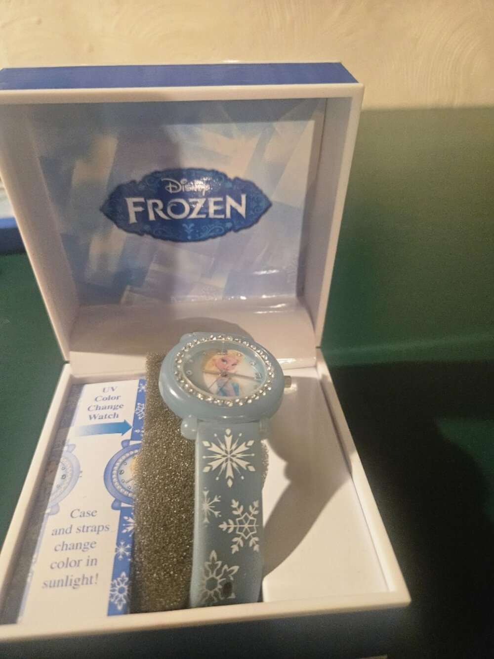 Disney Frozen Kids Watch - Color Changing